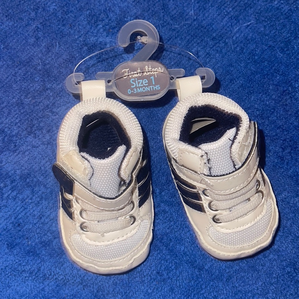 First step baby boy showed size 1 0-3months - Picture 2 of 3